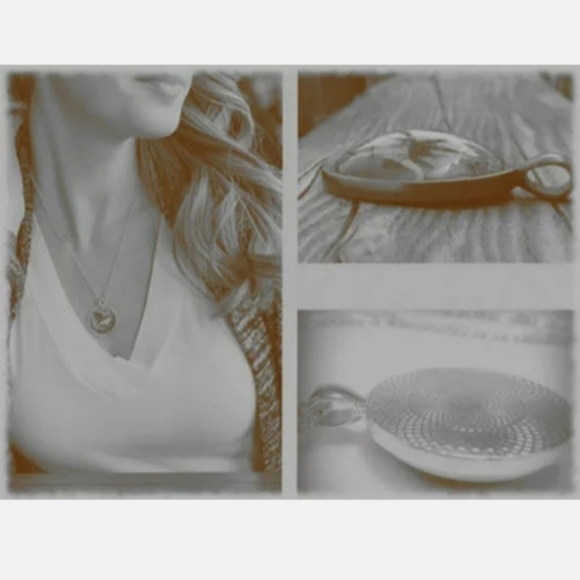 New Gustav Klimt Tree of Life Black Glass Necklace - Picture 5 of 5